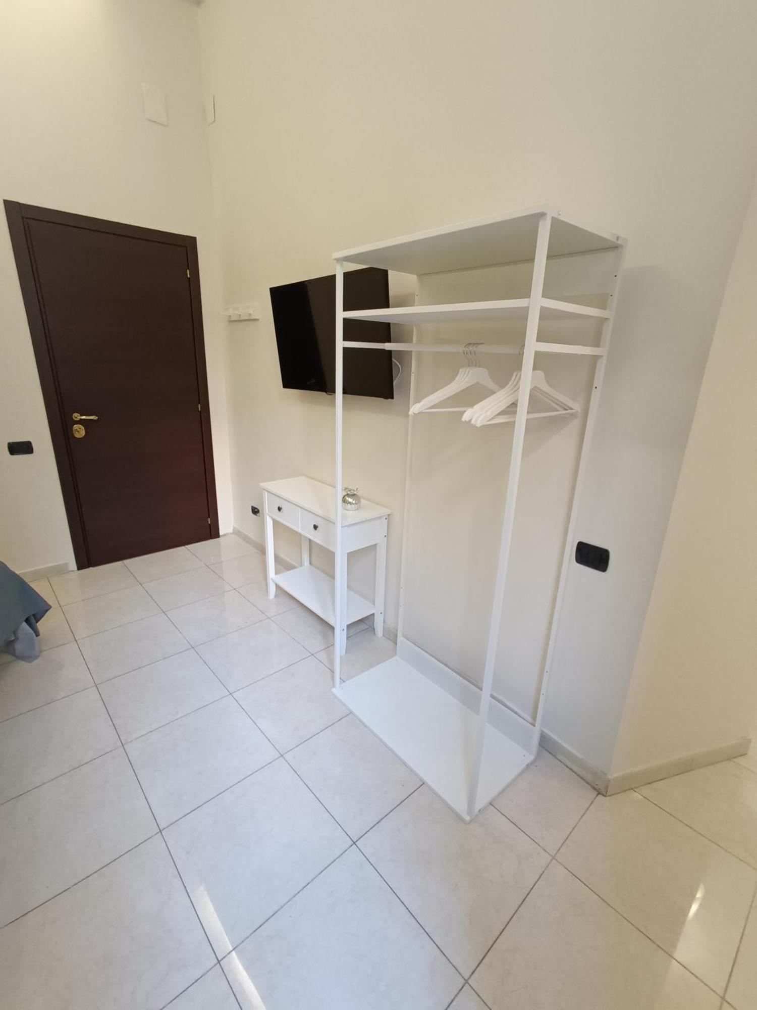 Residenza Geri - Suite And Home Napoli Centro Exterior foto