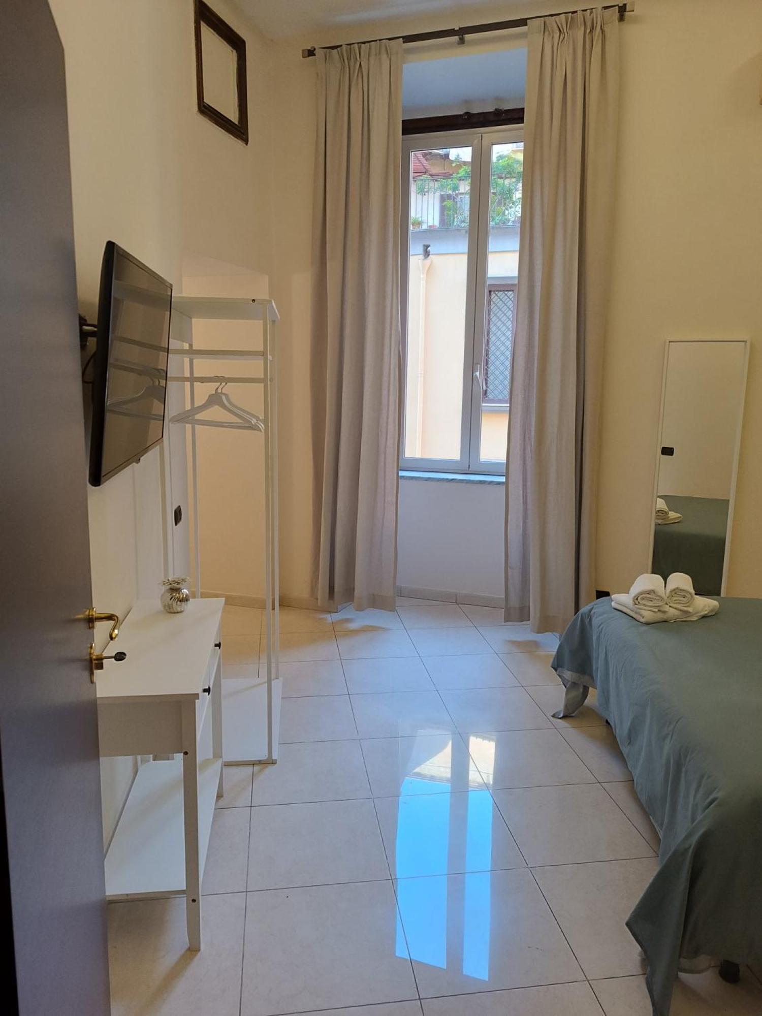 Residenza Geri - Suite And Home Napoli Centro Exterior foto
